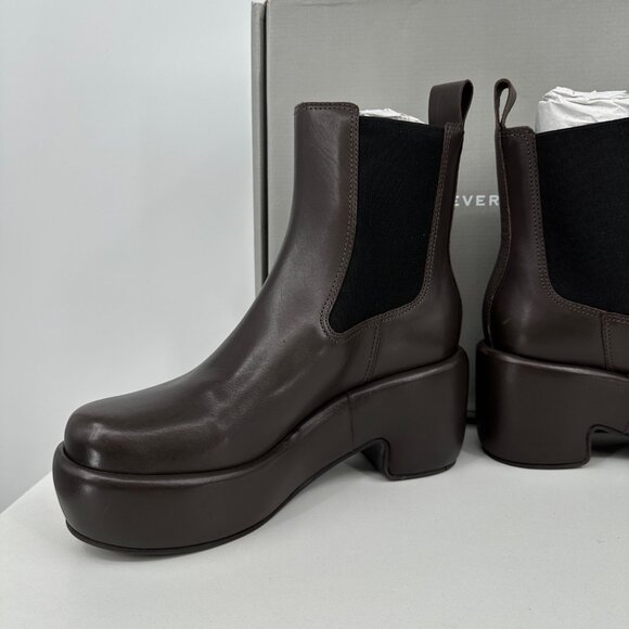 Everlane The Puffa Boot in Dark Brown size 8 Chelsea Ankle 3.25" Chunky Platform - Picture 3 of 9